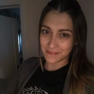 Meet your Posher, Stephany